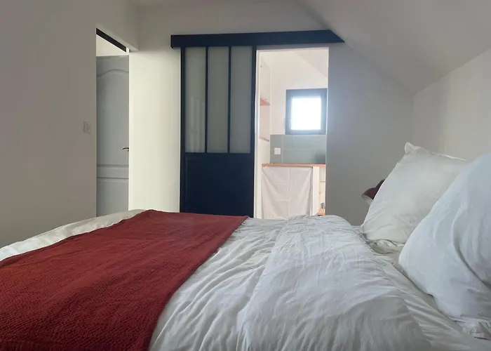 Entre Terre Et Montfarville